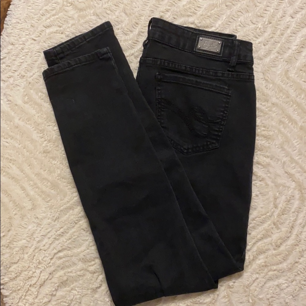 Earl Jeans
